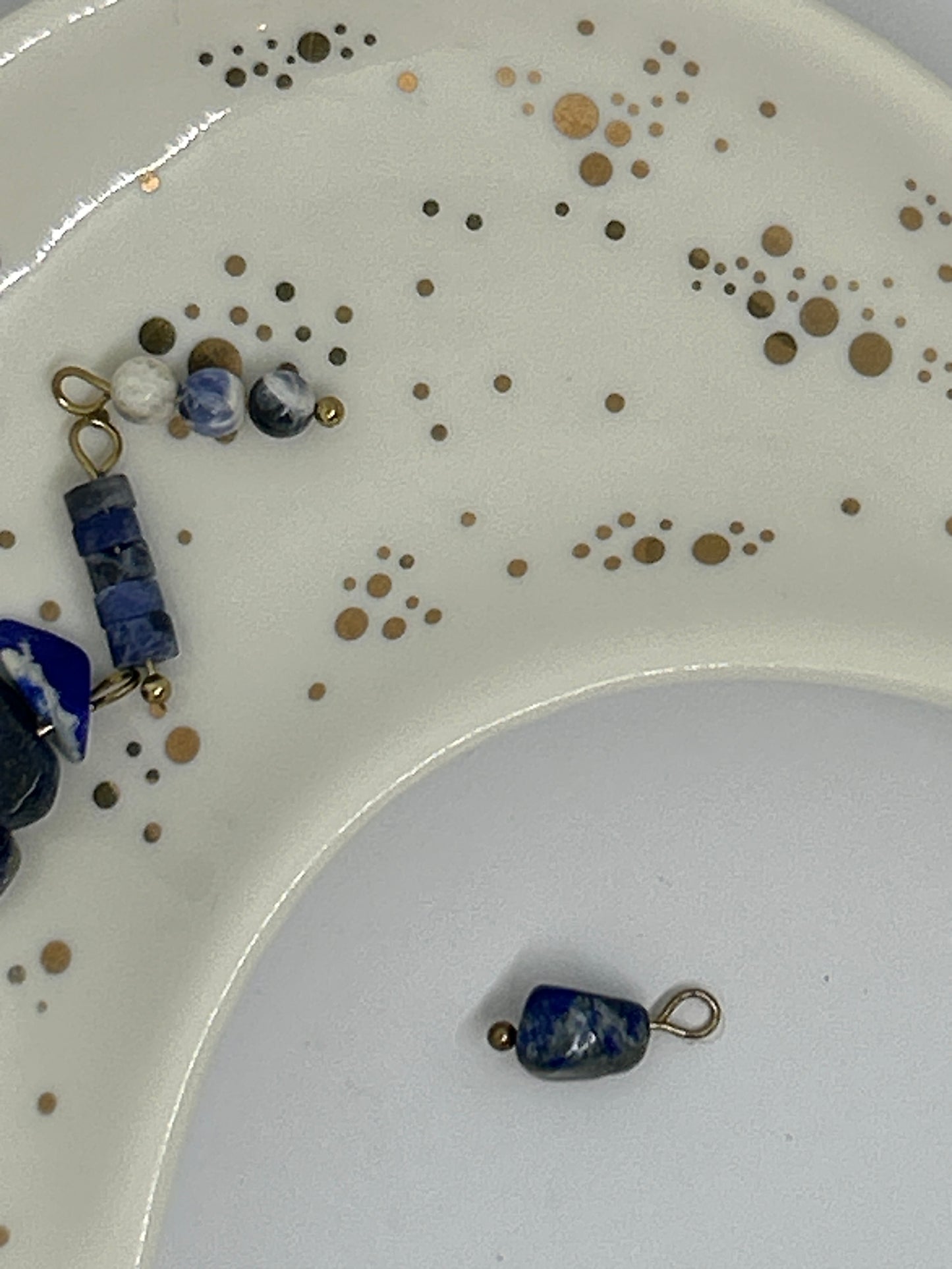 Charm sodalite