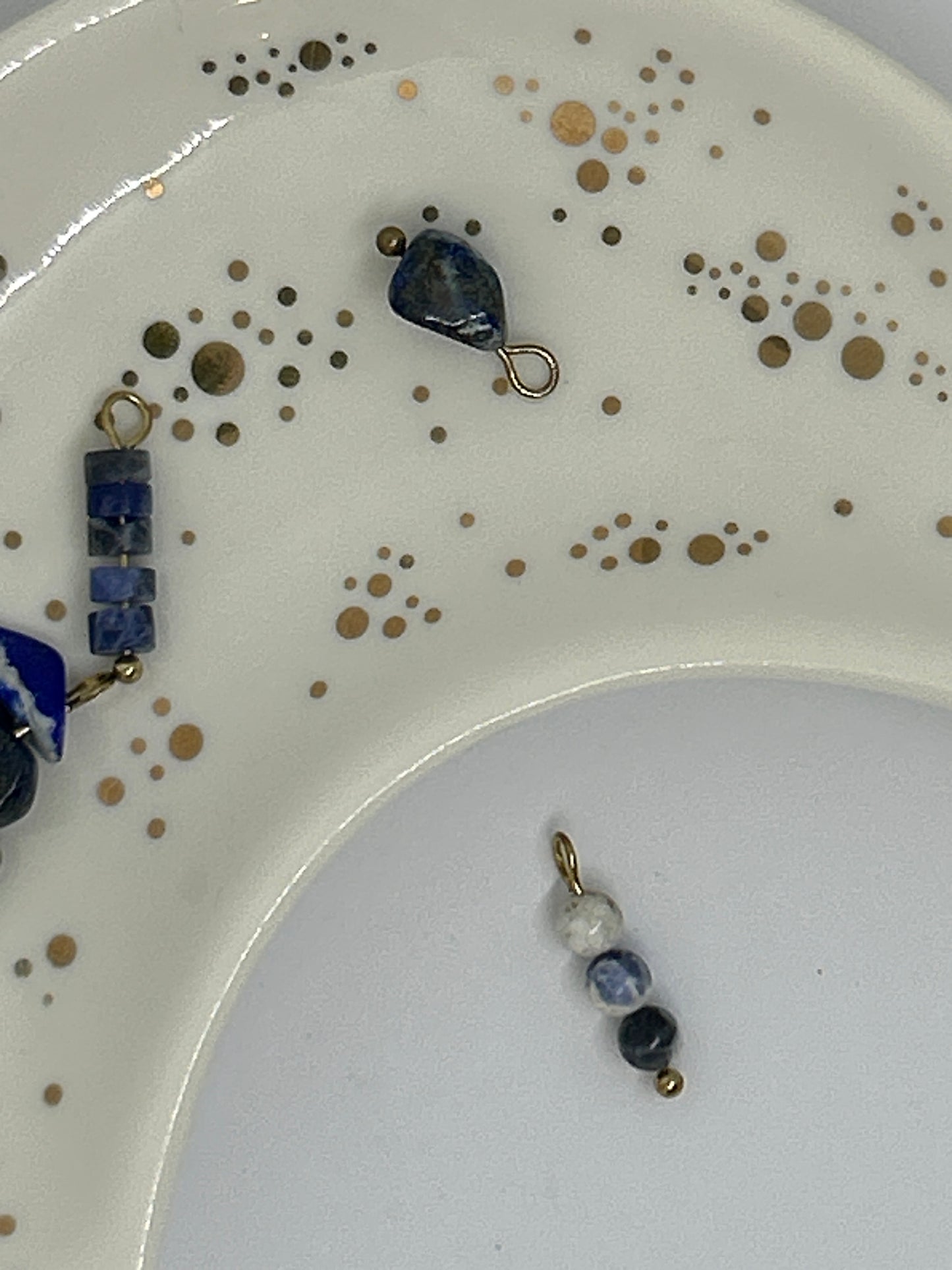 Charm sodalite