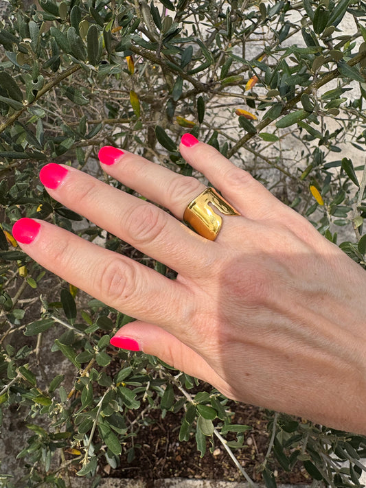 Bague Bold Cut – Acier Inoxydable Doré