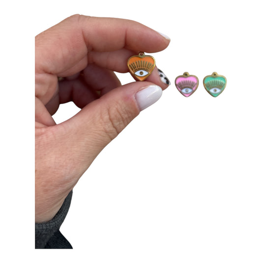 Charm cœur avec œil protecteur coloré en acier inoxydable – Symbole de protection