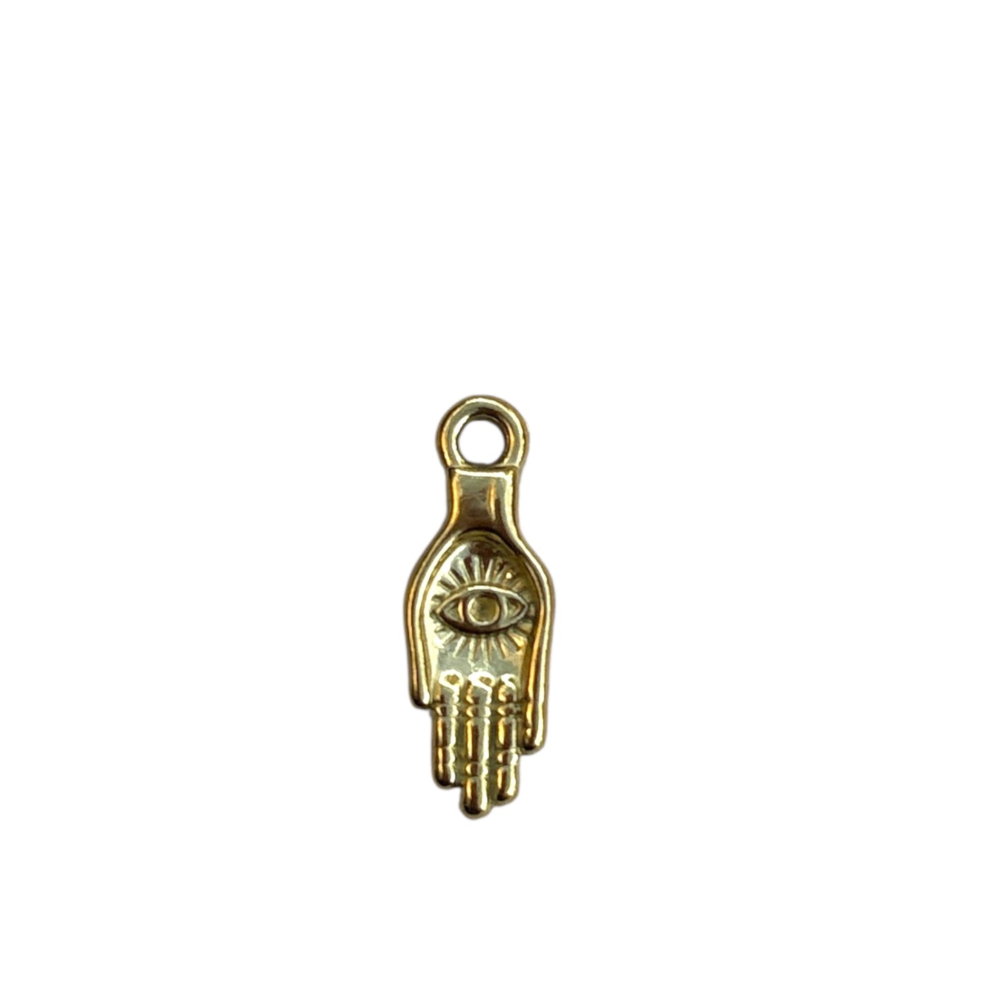 Charm main dorée protectrice By Maryon avec œil gravé, en acier inoxydable, symbole de protection et de lumière, à ajouter sur un bracelet ou collier personnalisé.