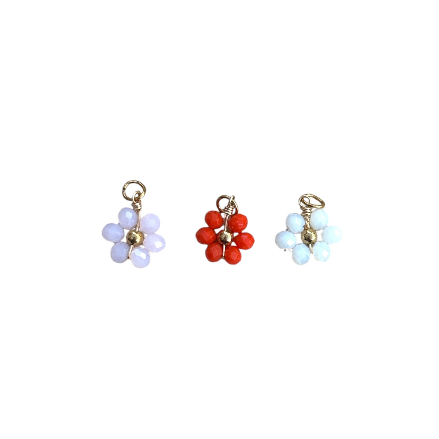 charm fleur, charm coloré, charm bijou, fleur en perles, bijou personnalisé, bar à charms, by maryon,
