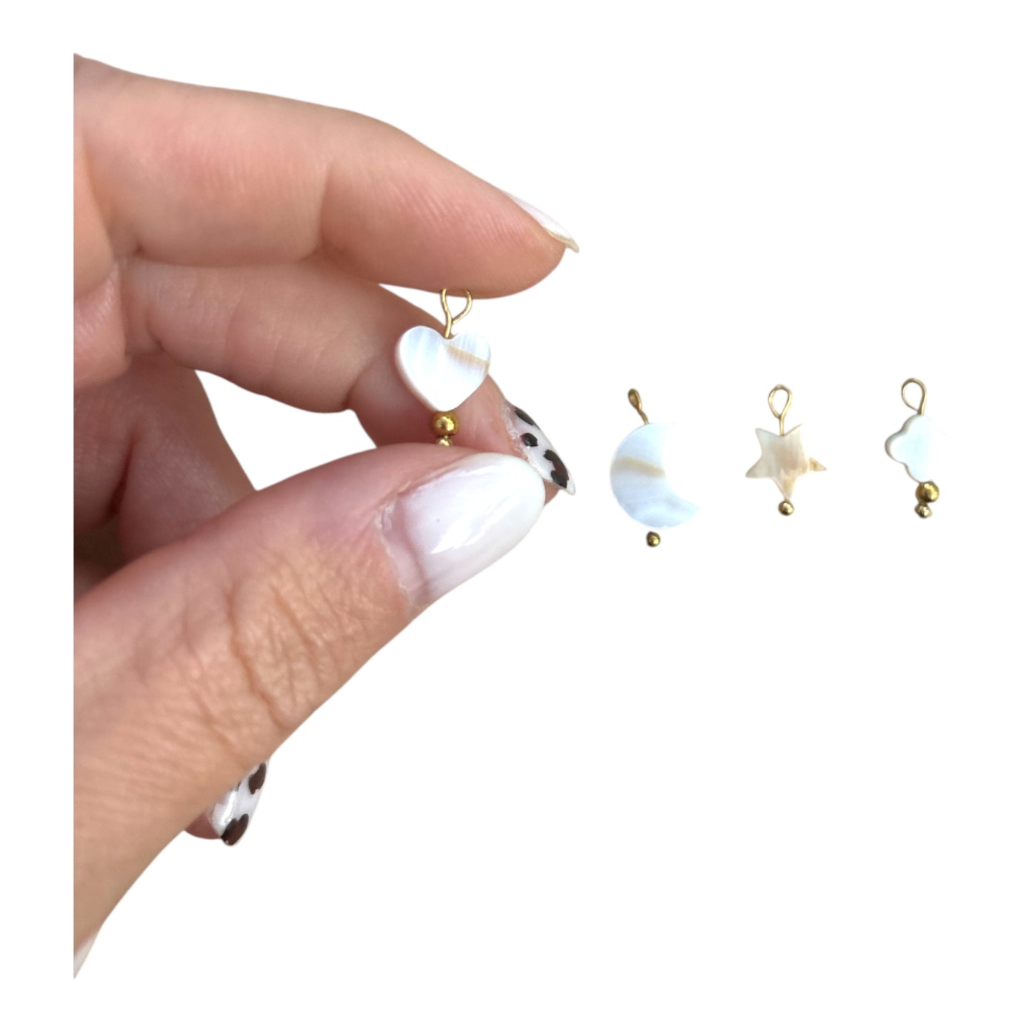 🌙 Charm Nacré – Douceur et lumière intérieure