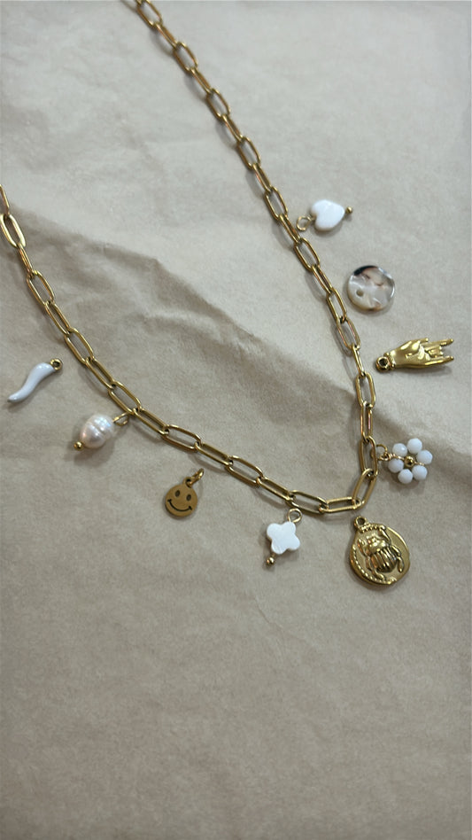 Collier à charms