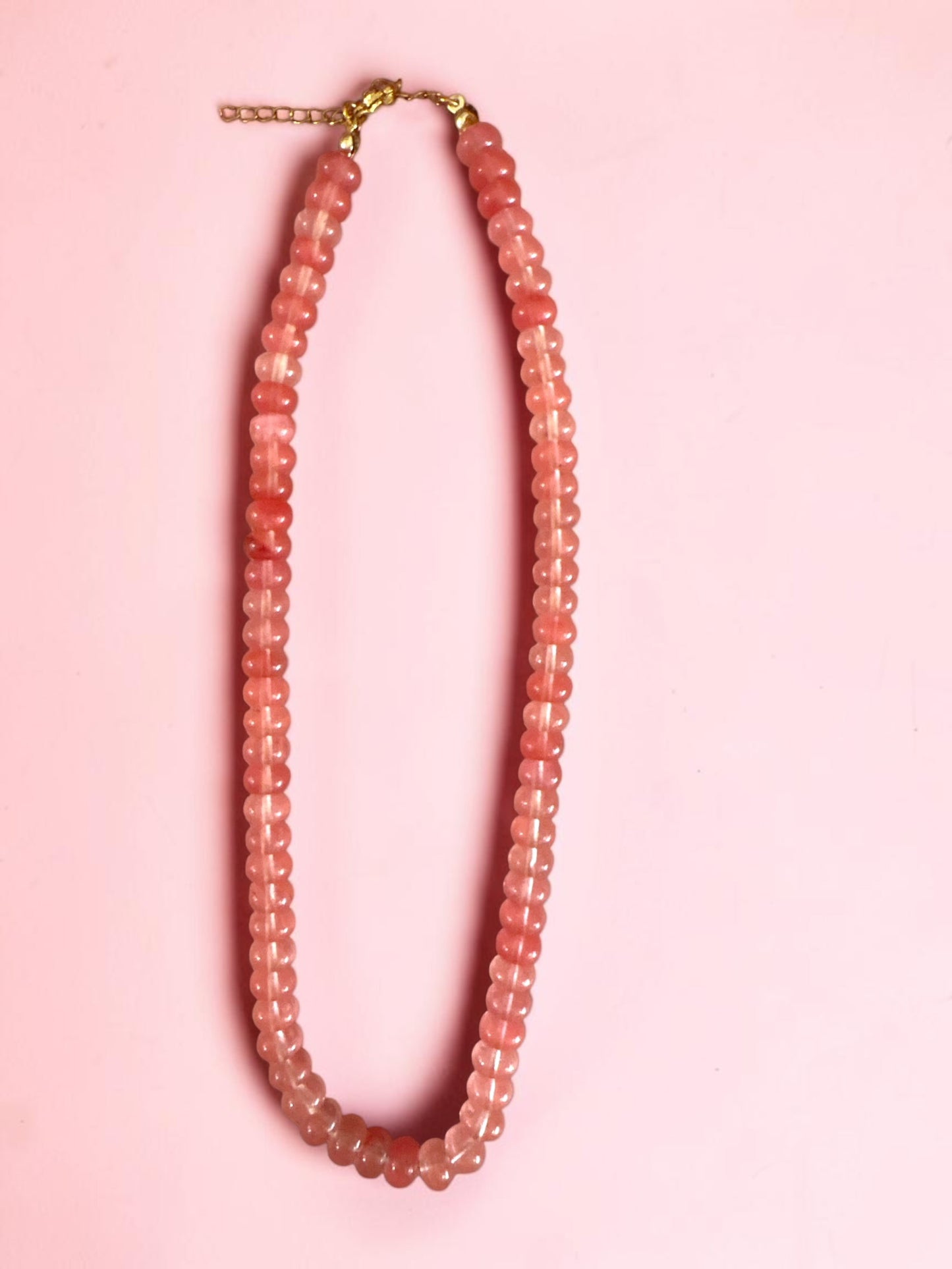 Choker en pierres colorées