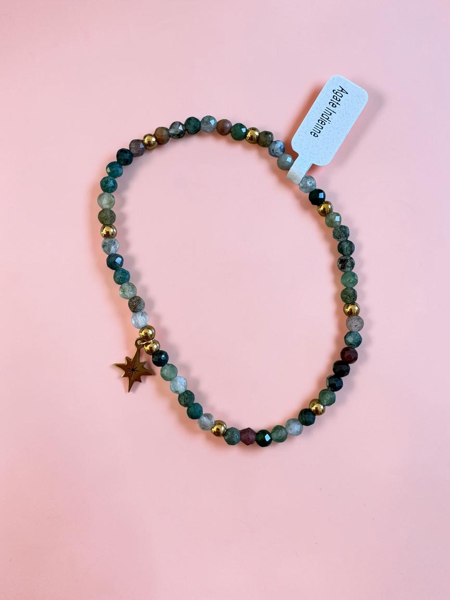 Bracelet Fin en Pierres Naturelles & Breloque Dorée
