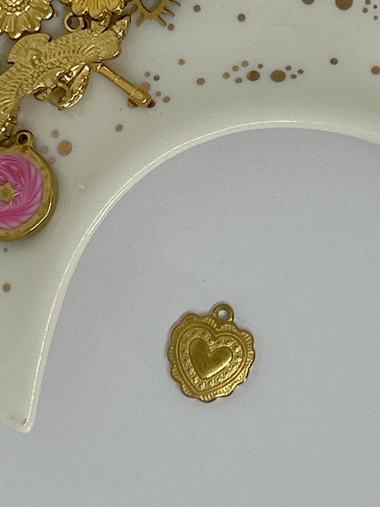 Charm ex voto