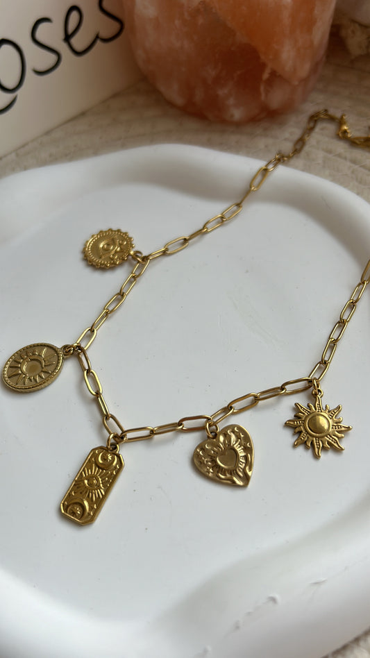 Collier charms