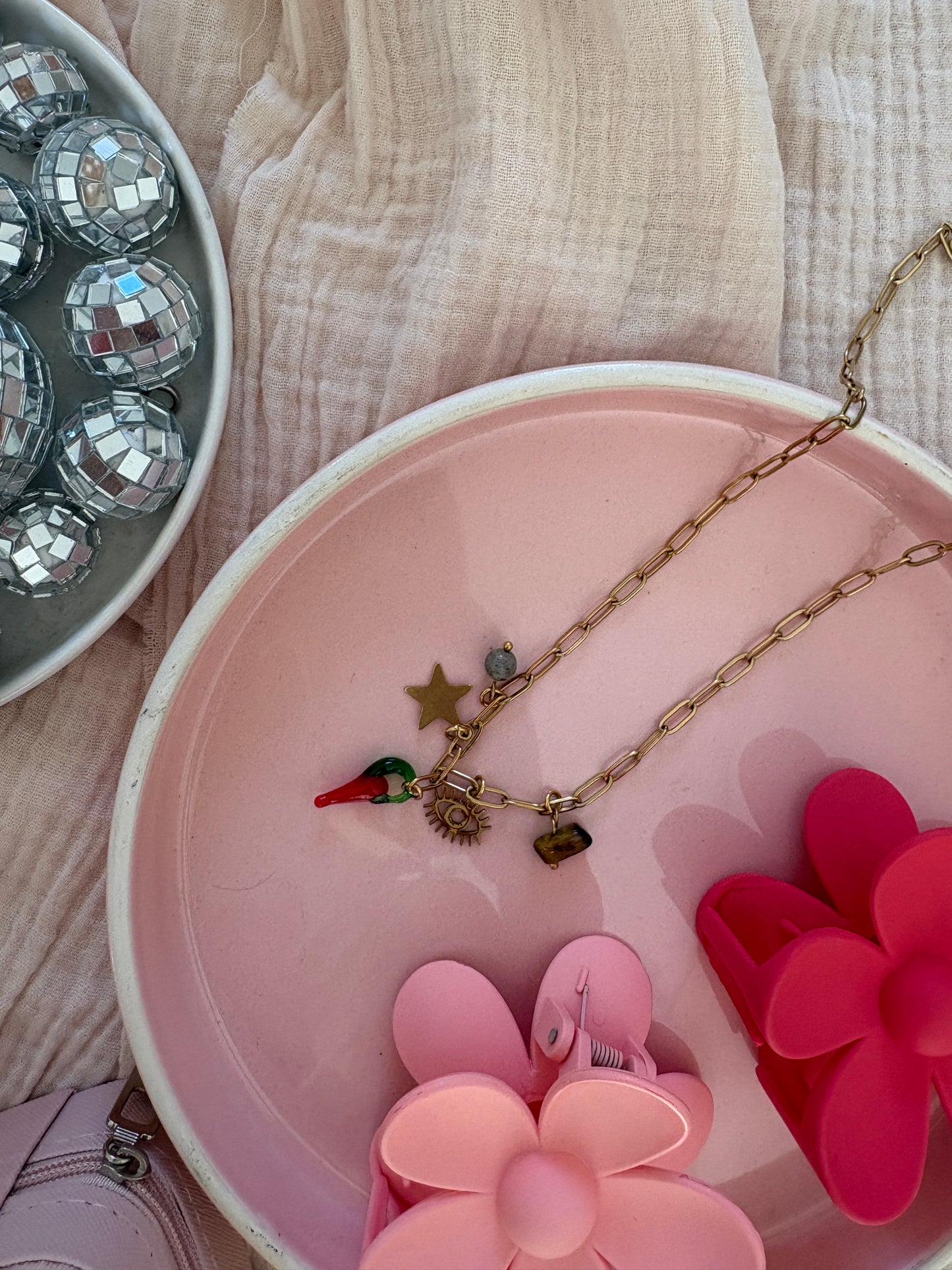 Collier No bad juju