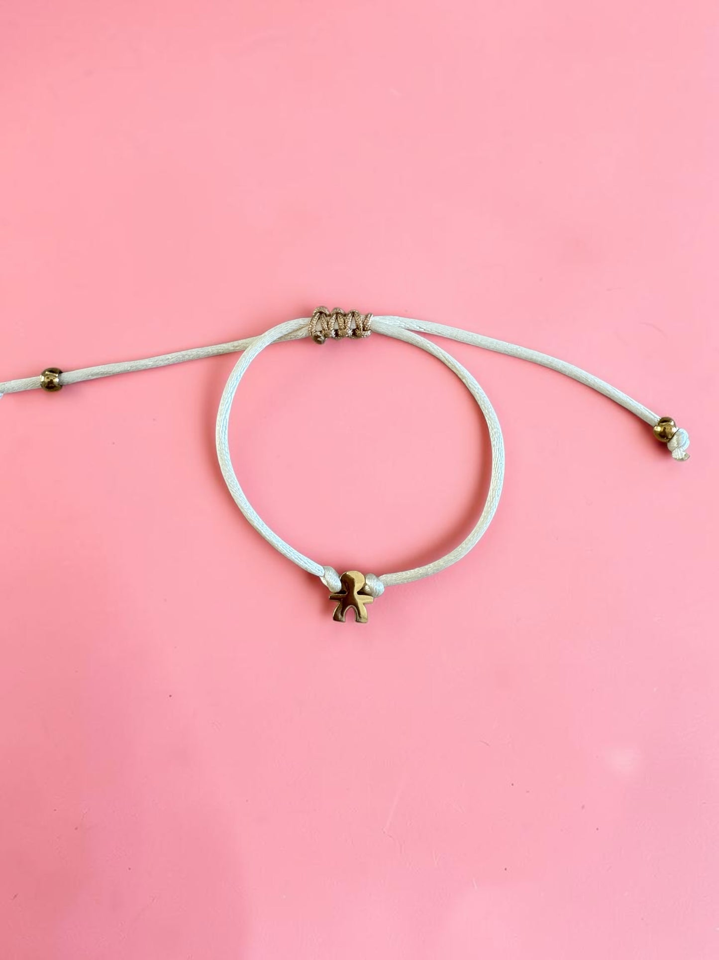 Bracelet Cordon Satiné & Acier Inoxydable 🌟