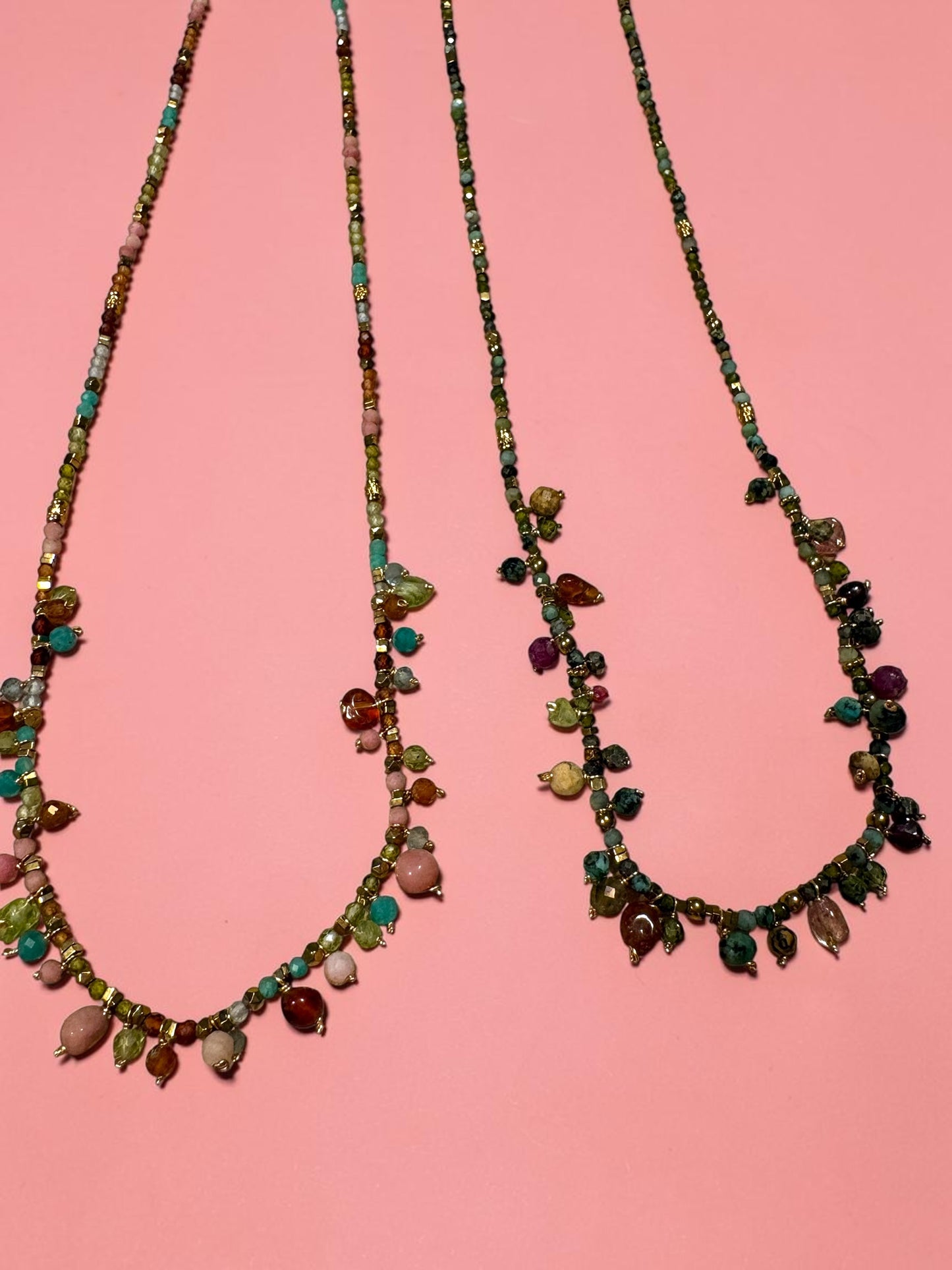 Collier Éclat Bohème – Pierres Naturelles Multicolores
