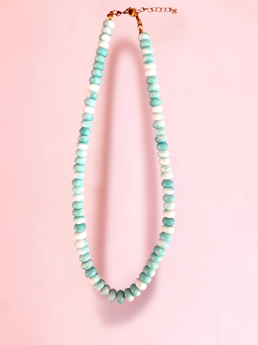 Choker en pierres colorées