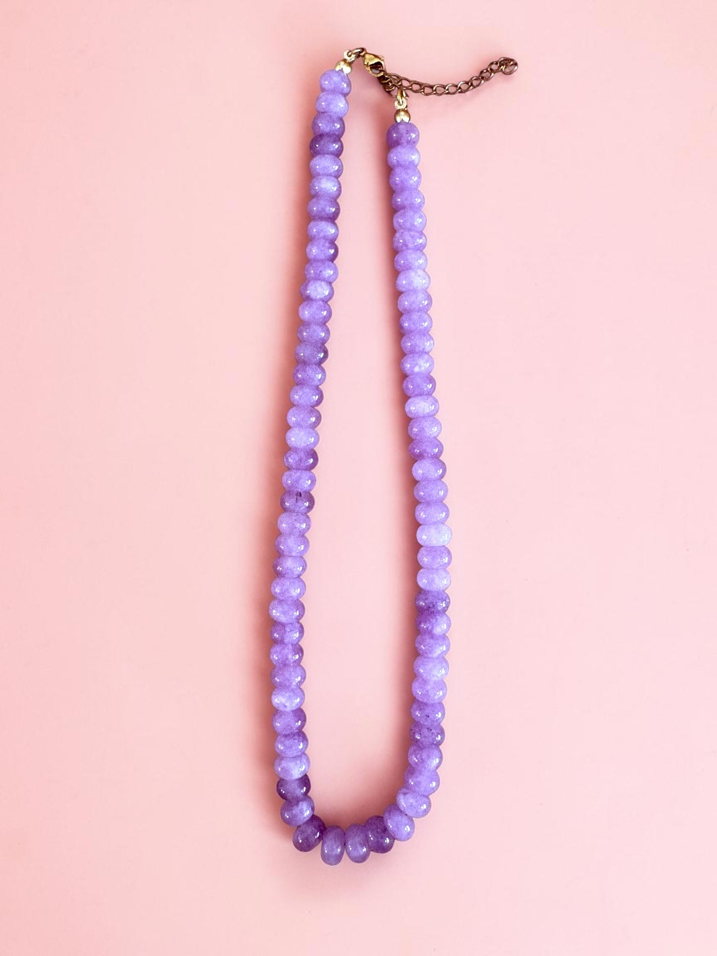 Choker en pierres colorées