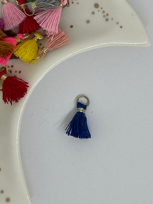 Charm pompon