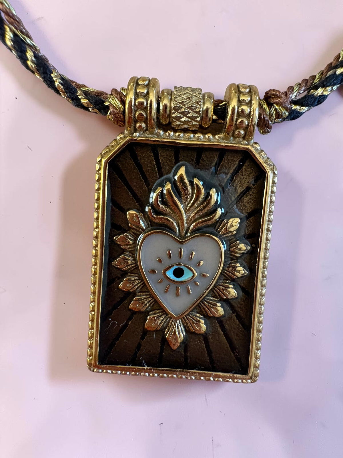 Collier œil