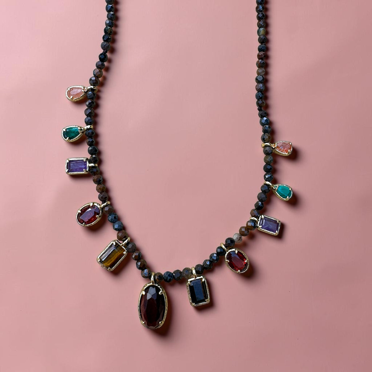 Collier pierres naturelles & charms
