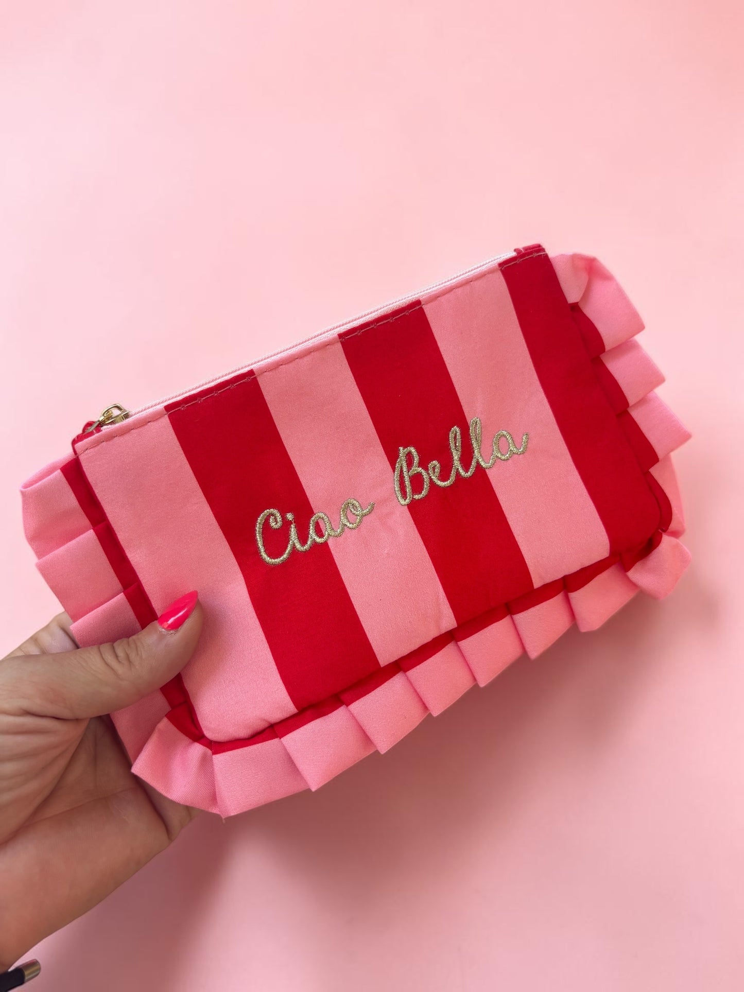 Pochette à Volants Rayée – Broderie Dorée