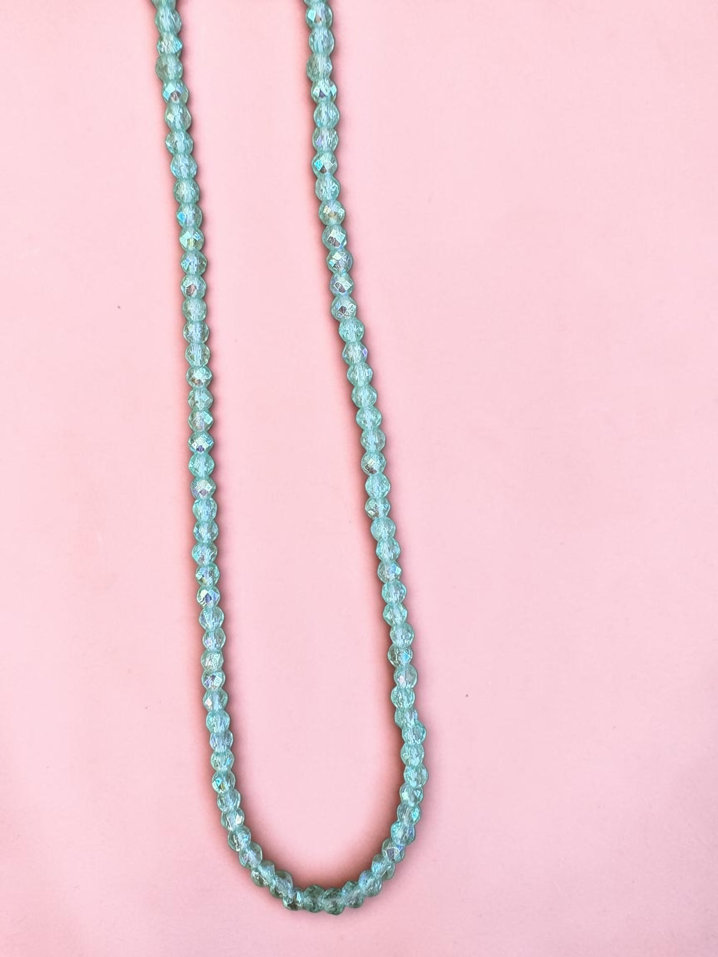 Collier Ras du Cou en Perles Fines