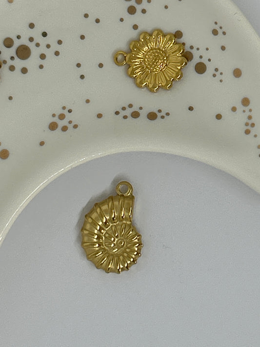 Charm coquillage