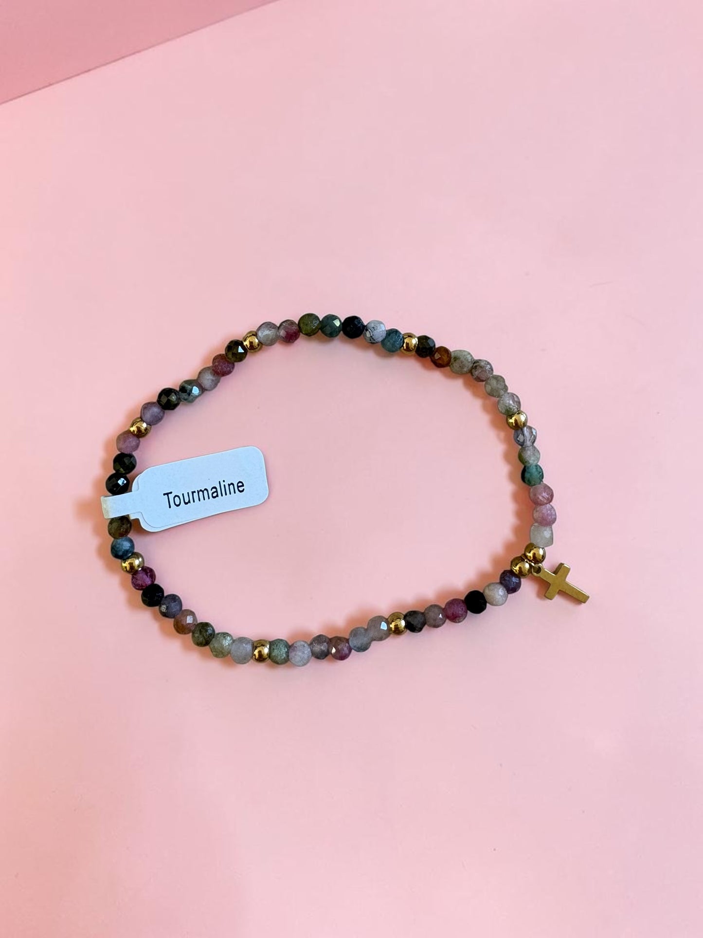 Bracelet Fin en Pierres Naturelles & Breloque Dorée