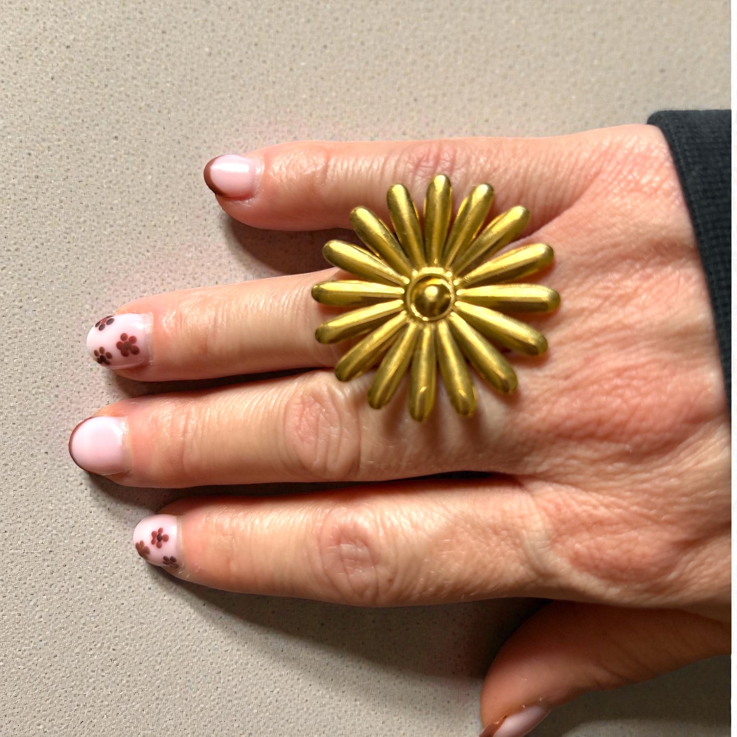 Bague “Golden Daisy” – Acier inoxydable