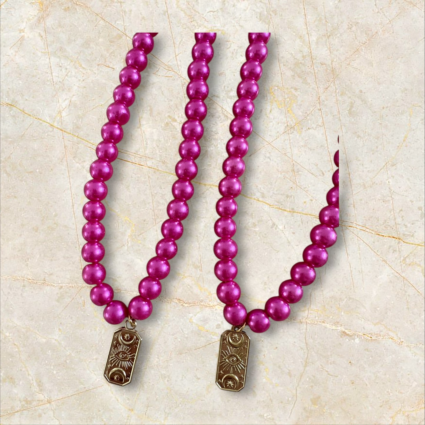 Collier perles colorées & médaille symbolique – Acier inoxydable