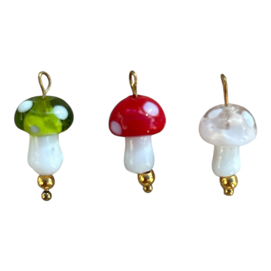 Charm champignon en verre coloré vert rouge blanc By Maryon
