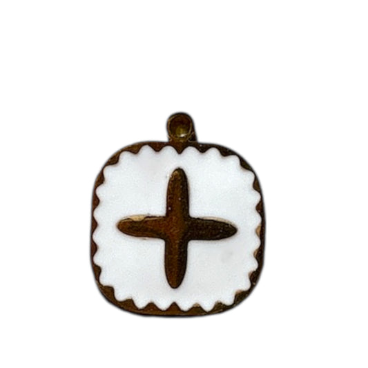 Charm croix dorée sur fond blanc en acier inoxydable By Maryon