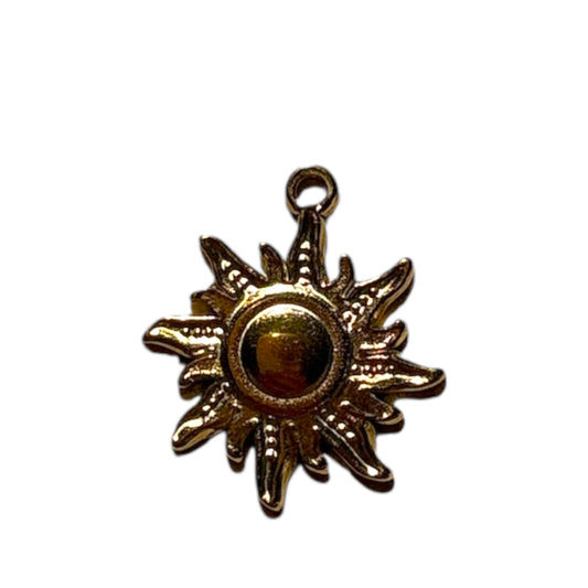 Charm soleil rayonnant doré en acier inoxydable By Maryon