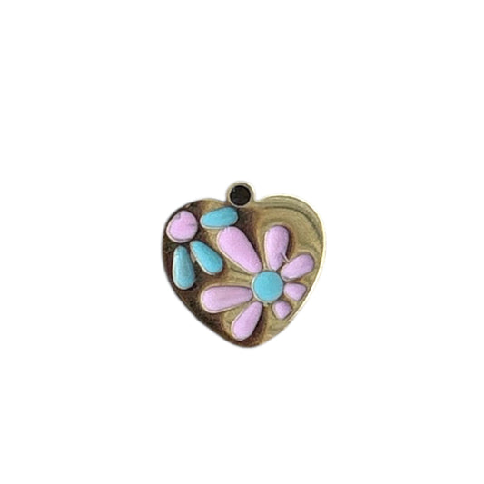Charm cœur fleur pastel By Maryon, symbole d’amour et de douceur, à ajouter sur un bracelet ou collier personnalisé.